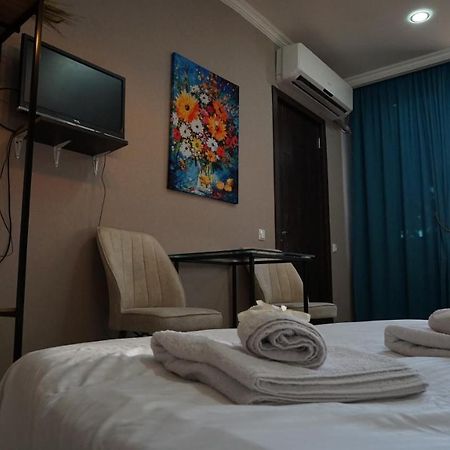 Cozy Flat In Center Of Tbilisi Exterior foto